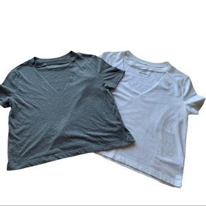 (2) Aeropostale Basic V-Neck Crop Top Bundle- XS